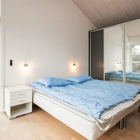 Holiday home 8 Person In Lb K