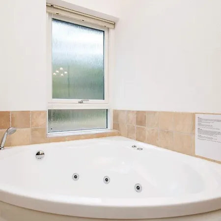 8 Person In بيت للعطل *